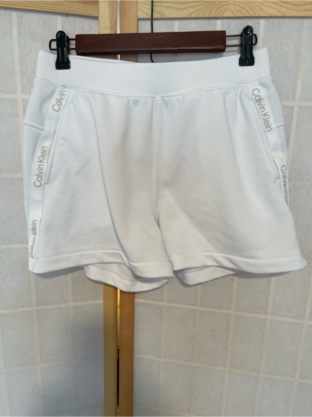 Calvin Klein White Logo-Trim Athleisure Shorts